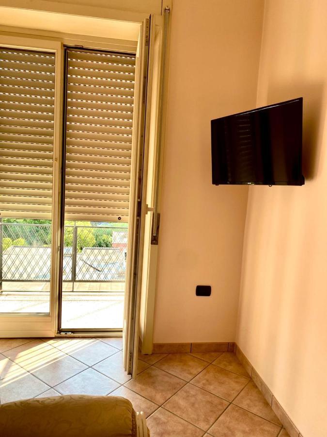 La Divina Apartment Cosenza Bagian luar foto